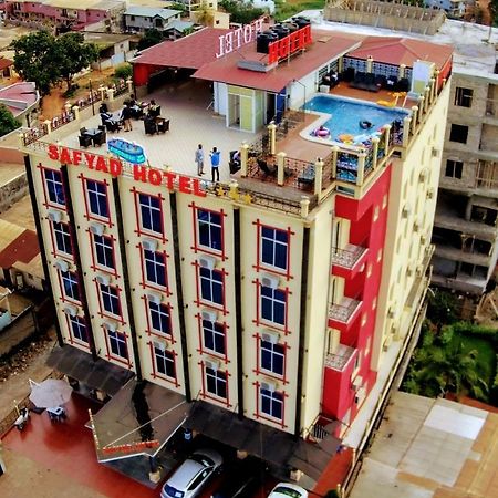 Safyad Hotel Yaoundé エクステリア 写真