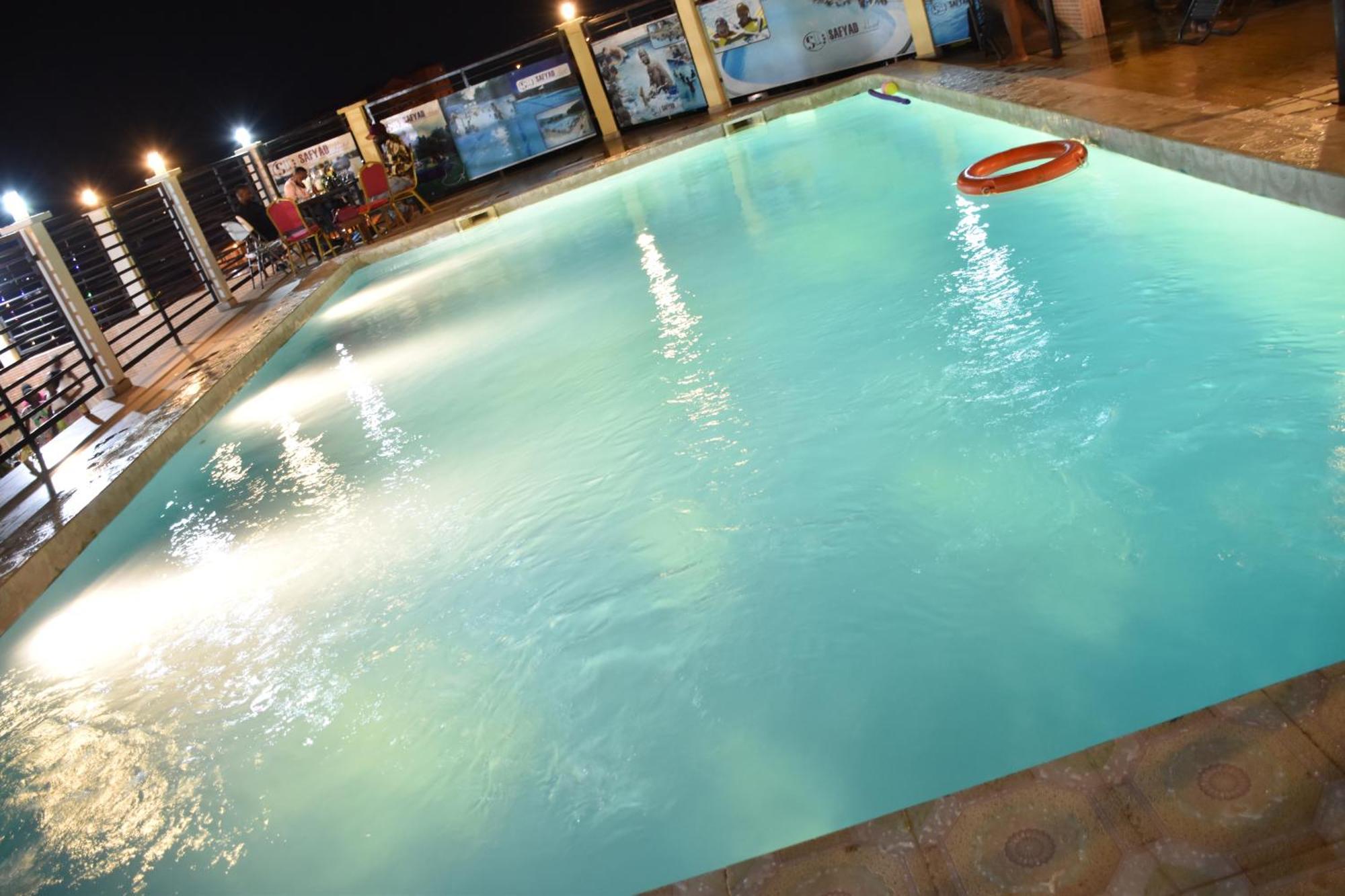 Safyad Hotel Yaoundé エクステリア 写真