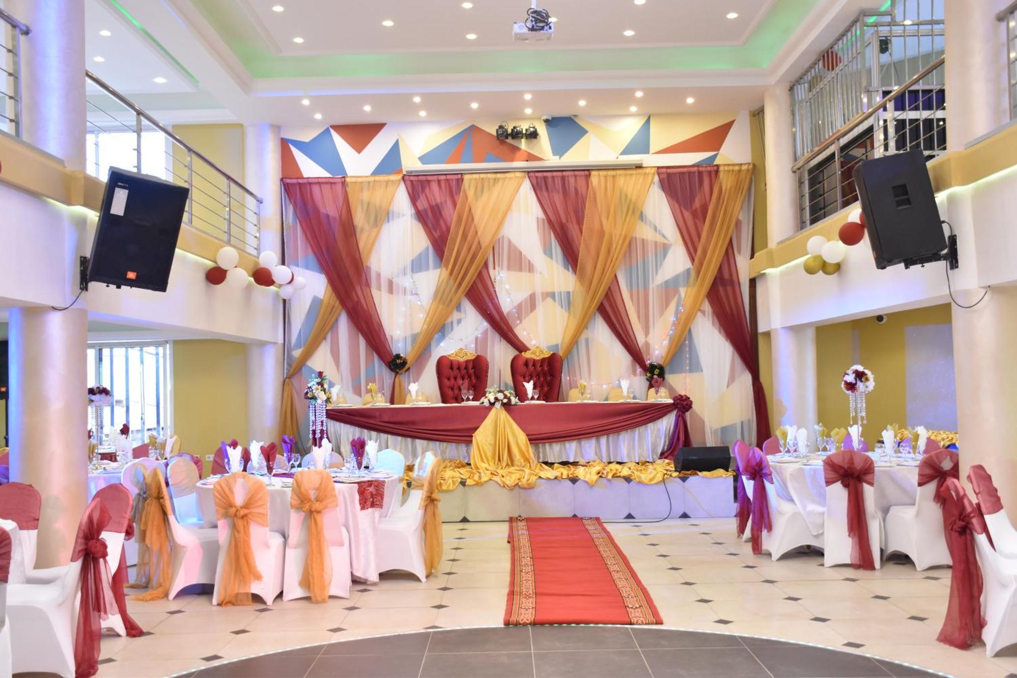 Safyad Hotel Yaoundé エクステリア 写真