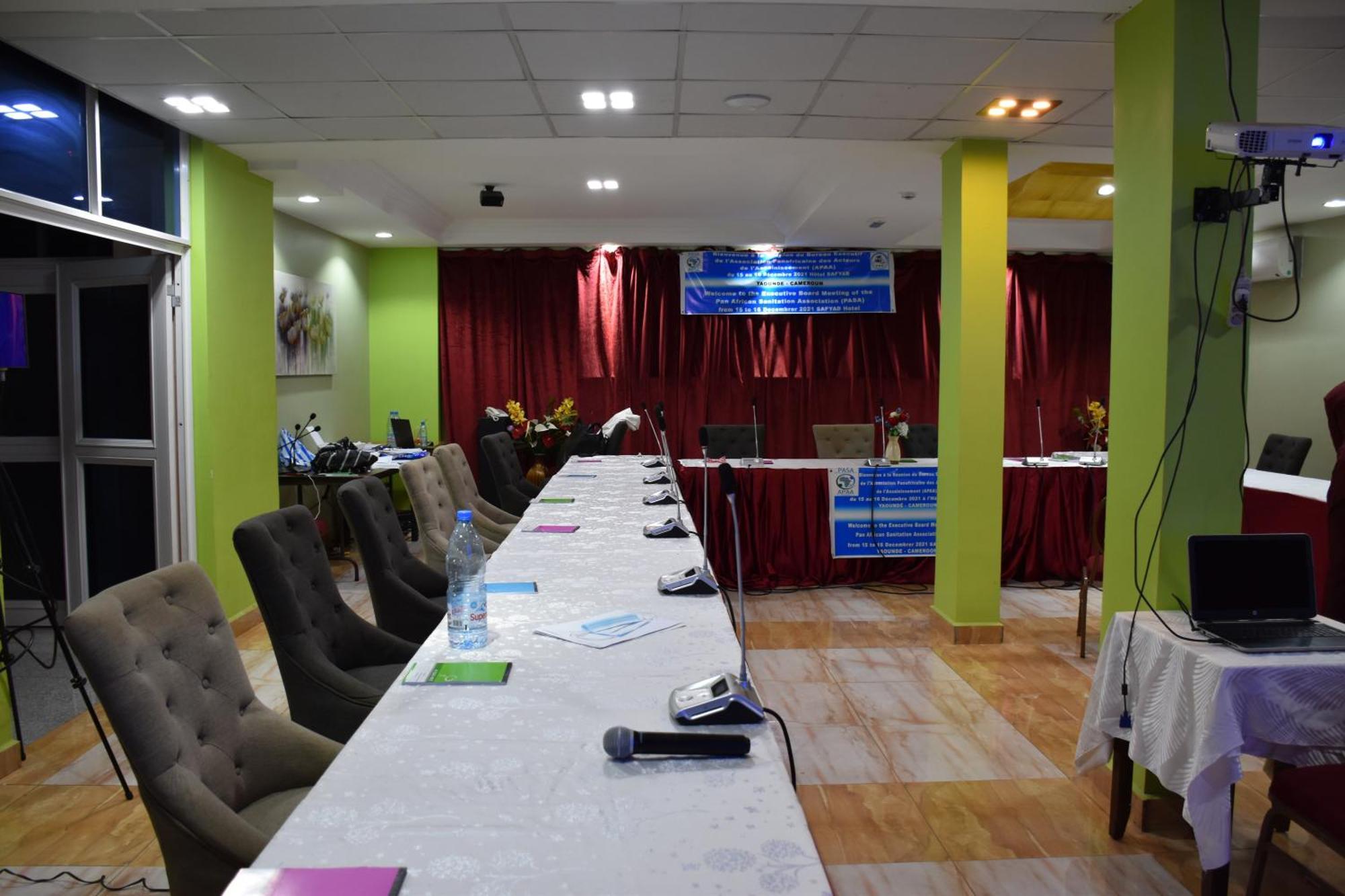 Safyad Hotel Yaoundé エクステリア 写真