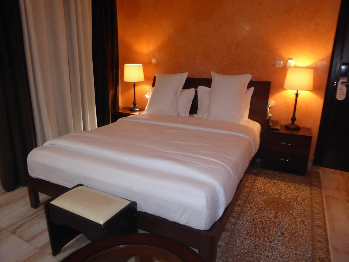 Safyad Hotel Yaoundé エクステリア 写真