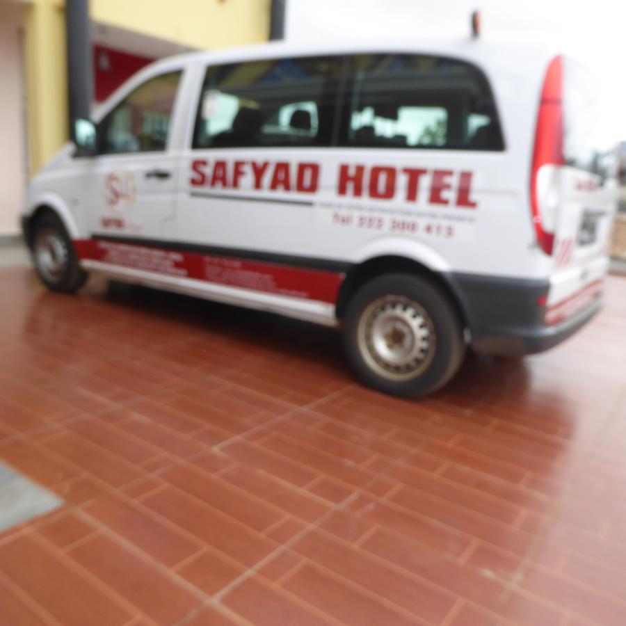 Safyad Hotel Yaoundé エクステリア 写真